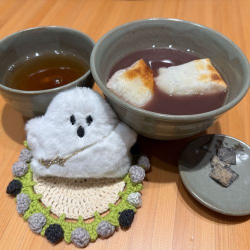 けっこうまえにたべた　あかふくの　おしるこ！
しおこんぶと　こうごにたべたら　すごくおいしかった！またたべたい！
