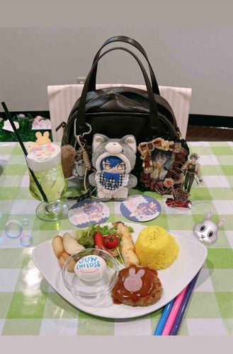 🍹💙🥚♥！ᗰ̤̥！♥🥚🤎 𓌉◯𓌱
"""Jun /chitose)))