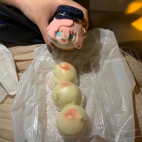 桃饅頭よっつめ