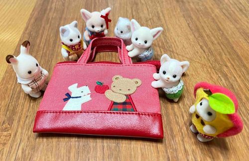 バッグに入ってお出かけしたいシルバニアちゃん達✊🏻