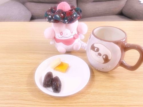 あまみとデーツとチーズとお白湯
