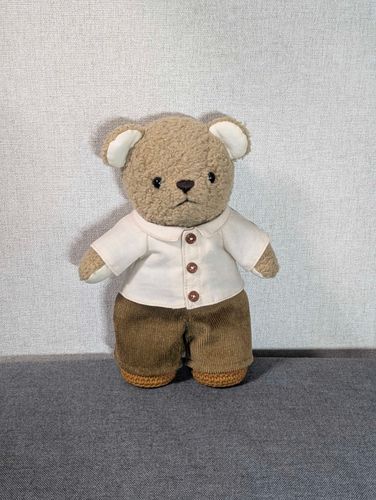 新しい服！ズボンとシャツ！