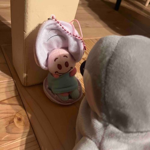 新入りに圧をかけるぺんこ。