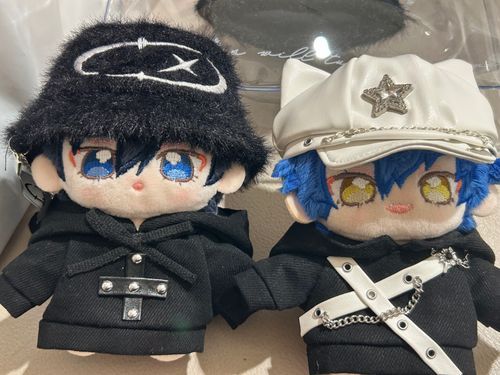 初めて服を買って着せてあげたときの記念お写真📸💫