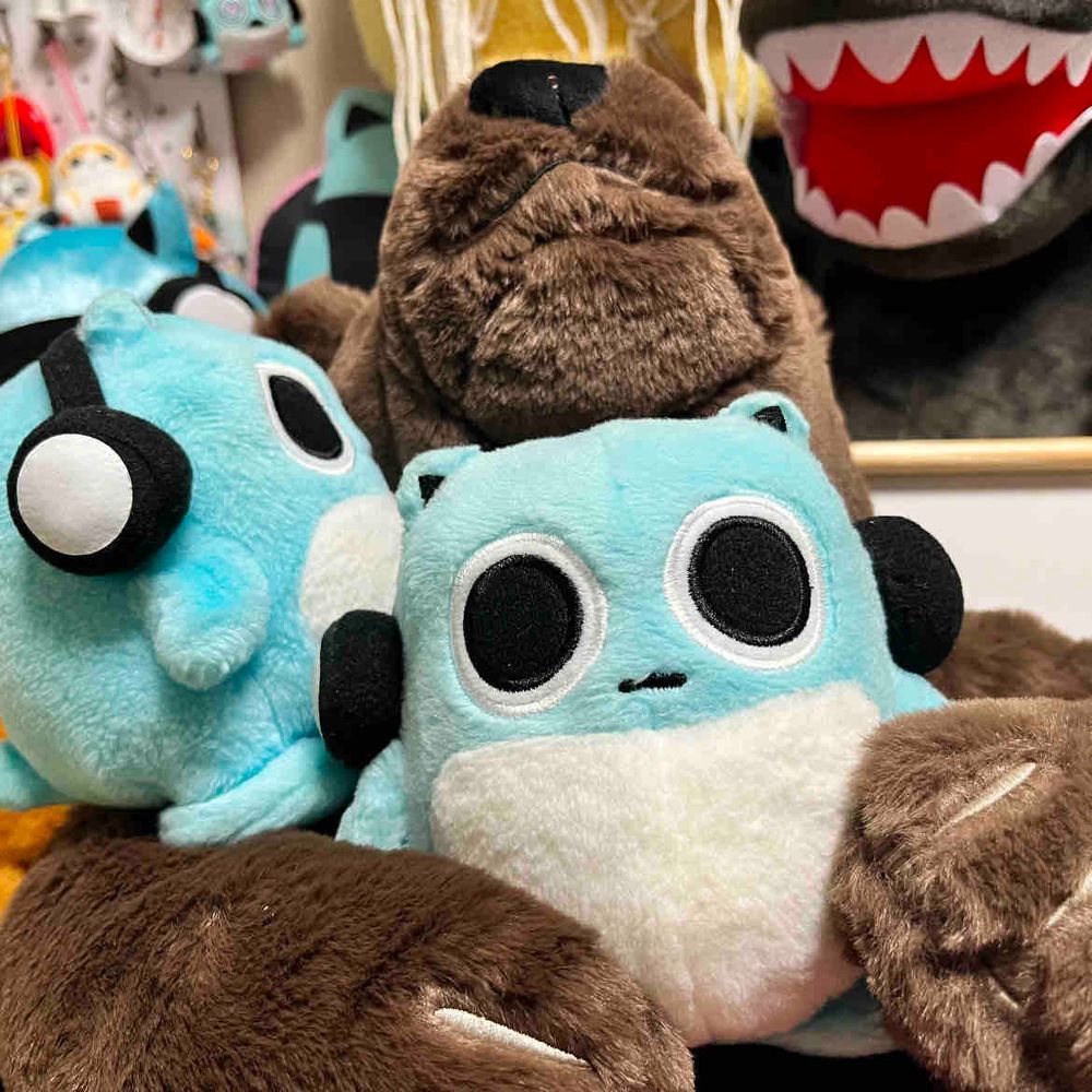 ことしはじめてのおともだちがきたんだ👏
なまえは〝くまじろう〟だよ🐻
アニキがかったヴィレヴァンのふくぶくろからでてきたんだ🎁✨
すごいおおきいからだっこもしてもらえるよ🥰