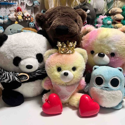 むーちゃんもおうちにきて1ねんになったよ🥳
こんかいはくまさんたちでとってみたんだ📸
おたんじょうびおめでとう🎈
