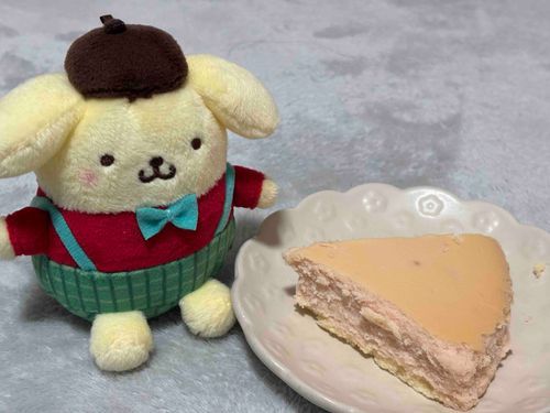 おともだちからギフトで
いちごのチーズケーキを
もらったよ！おいしそう〜！