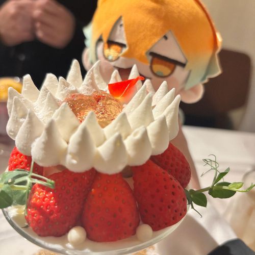 昨日のご褒美

#夜パフェ初めてだね