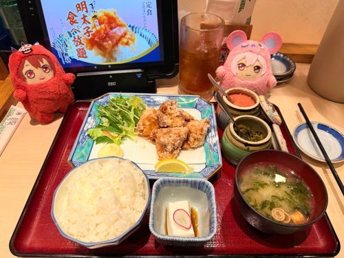 モンりく❤️モンてん🩷
4J福岡の記憶②
唐揚げ定食〜めちゃくちゃ美味💞
白ご飯、明太子、お味噌汁おかわりっ！