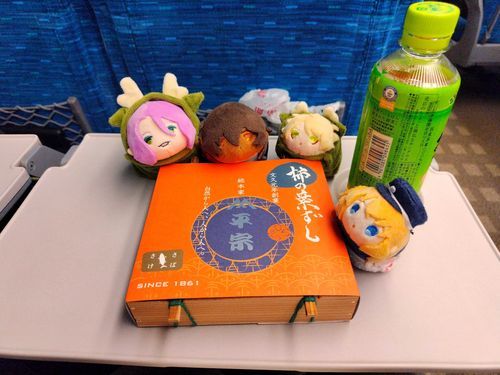 🐣🐱主と、大倶利伽羅、蜂須賀、乱でたびしてきた、にゃ！
おいしいもの、たくさんたべたにゃ♪