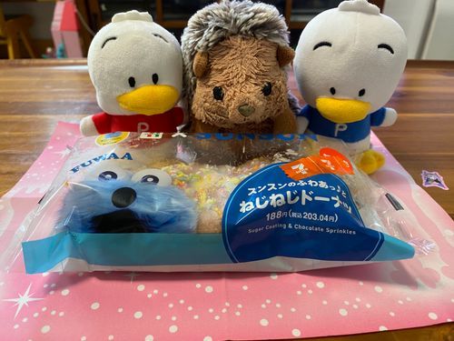 ぼくの名前はまろです😊まりゅ兄に代わって登場しました✨
スンスン大好き❤セブンイレブンのコラボ商品嬉しい☺️