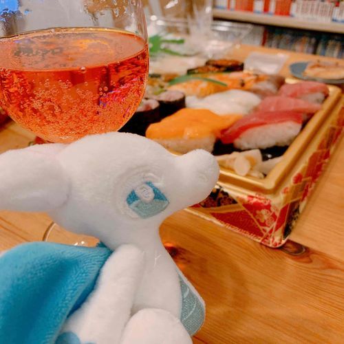 良いクリスマスを〜！！🍣🍷
※シャンメリーだよ
