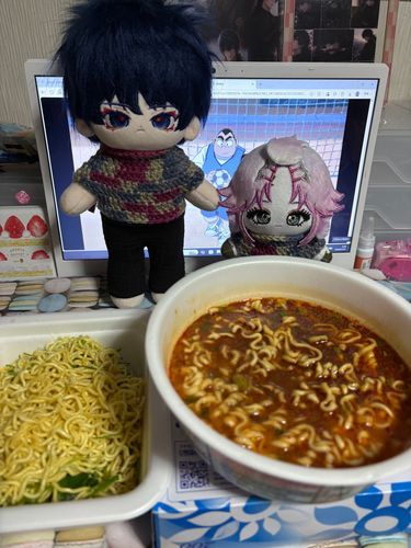 麺と麺だァ…🍜🍜