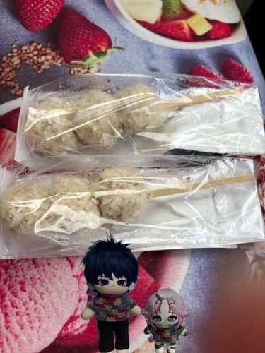 LAWSONさんのもち米しゅうまい串、初めて買ったけど美味かったです(　ﾟдﾟ)