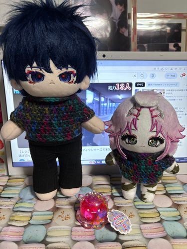 ゲーセンでちゅるぷかめんだこちゃんとれた！
中にキラキラとスライスいちご入ってるの可愛すぎるー！
400円でとれたのでかい✨️違う色も欲しいからまたあとで行ってくる😘