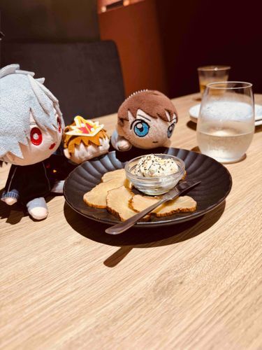 「何これ」「いぶりがっこ だよ！ おーなー すぐ おさけのむ…」