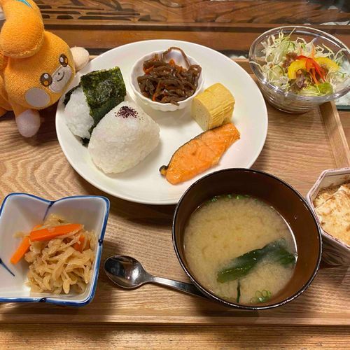 パモさん、おにぎりだよ
おにぎり、パモさんだよ