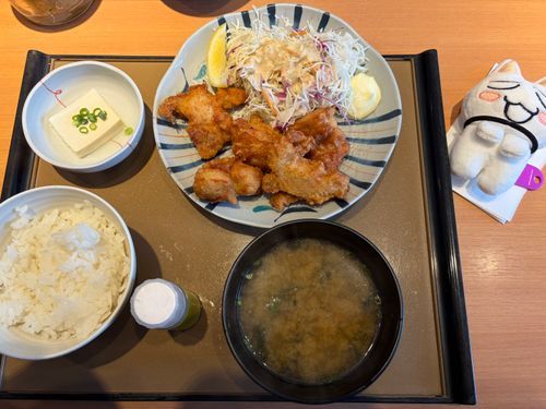 今日はトロと一緒にやよい軒でお昼ご飯を食べたよ🍚

唐揚げ美味しかった𛰙᭜𖫴𖫰𖫱𖫳𖫲𖫲𖫳𖫴𖫰𖫱꛰ ᭜𖫴𖫰𖫱𖫳𖫲𖫲𖫳𖫴𖫰𖫱꛰ಣ
