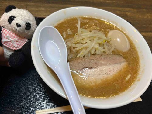 最近、ラーメン食べ過ぎかも…でも美味しいからしょうがない