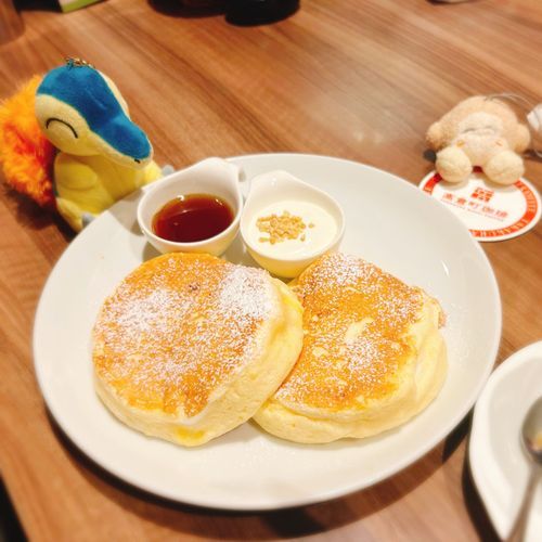ふわふわパンケーキたーいむ🥞☕️



ヒノ｢ひの〜♡(ふわふわ〜♡)｣

ワド｢わにゃわにゃー*(でたー秒でなくなるやつー)｣

ちょっとした息抜きにcafe(発音良)に行ってきましたよ！ヽ(^ω^)ﾉ

メープルとホイップとふわっふわのパンケーキの組み合わせ、考えた人ありがとうっていつも思うよね👼👼👼