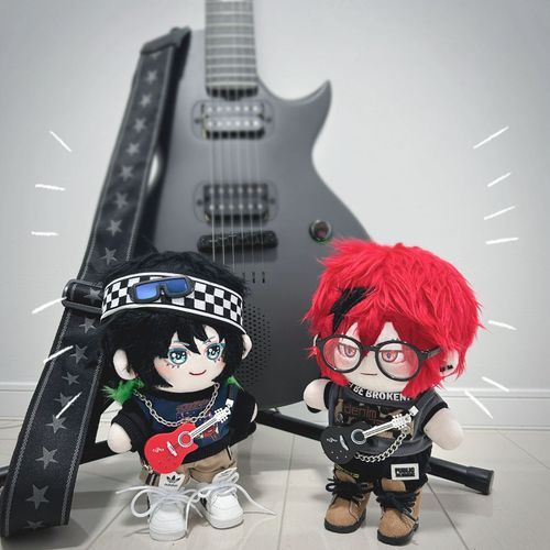 ■□■ギターやろうぜ□■□
つかさ「おい、さつき!準備できたか?🎸⚡︎」
さっちゃん「バッチリっす!...あれ?管理人さんは?( ˙꒳˙ゞ?」
|ू•ω•` )チラッ <私のことは気にせず、どぞ。(小声)
つかさ「あいつ、せっかく買ったくせにやらねぇんだからよぉ...(`w´#)」
さっちゃん「インテリア化してるっすね...(-ω-`;)」