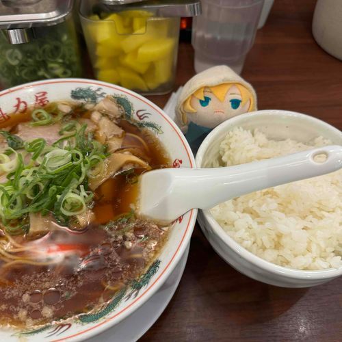 ラーメンはうまいな！おれのこうぶつだ