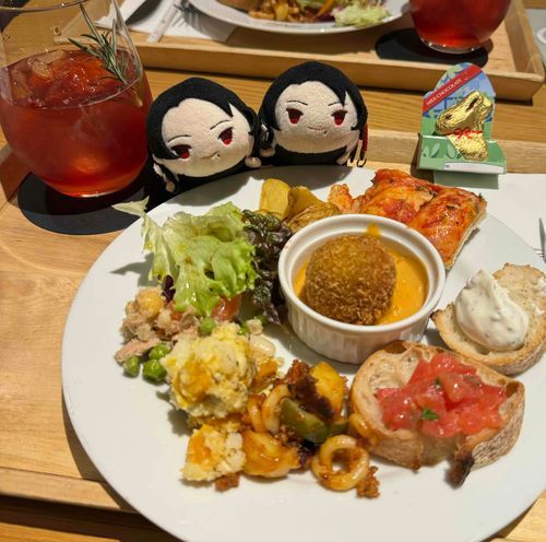 スタバのたべほうだいにいったときのだよー オシャレでごはんもスイーツも美味しかった( ˊᵕˋ )
