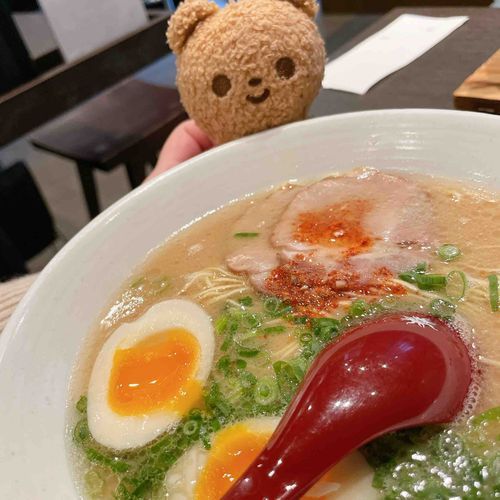 おいしかった〜✨️
しゃしんさつえいしゃは、もう、しばらく麺はいらないって！