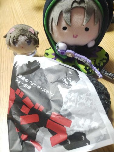 #んまべともちべ
ゴジラシューんまー