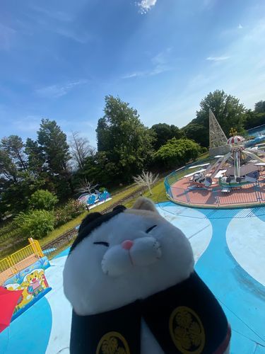 ゆうえんちに　きたよー！