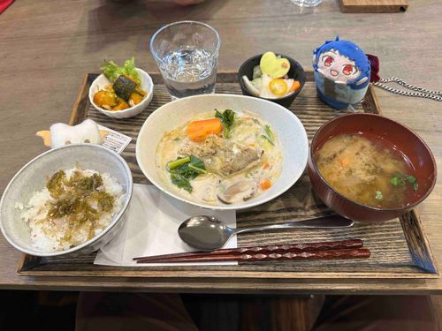 おさかな！
美味しそう！

あっ、グリムさんたち家だ
申し訳〜🤟(　ˆ̑‵̮ˆ̑　)