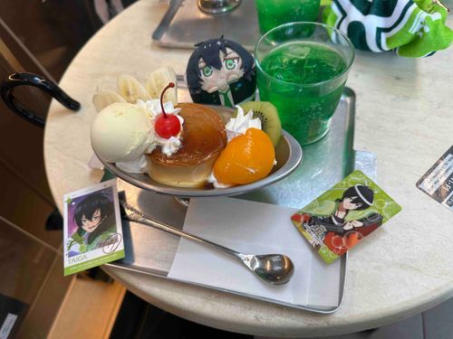 ちゅ！
ちゅわだよ

写真にお友達しか写ってないけど、プリンアラモードを一緒に食べてきたよ〜！

お値段は……それなりにしたってかえちゃんが言ってたけど、とっても美味しかった！

季節ごとにフルーツが変わるらしくて、すごーい！って感じ！

また行きたいなぁ……ﾁﾗｯﾁﾗｯ