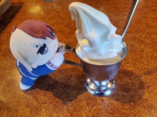 ソフトクリームたべたいな