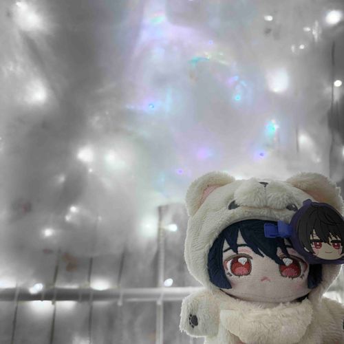 とうきょうえきの きって の つりー みた！
ふわふわ きれい でしょ 🎵