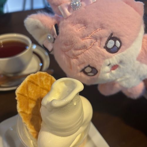 アイスクリームを 狙っているのだよ