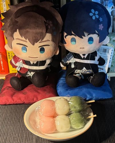 三時のおやつだぞ！

主がわがしやさんでかってきてくれたぞ。