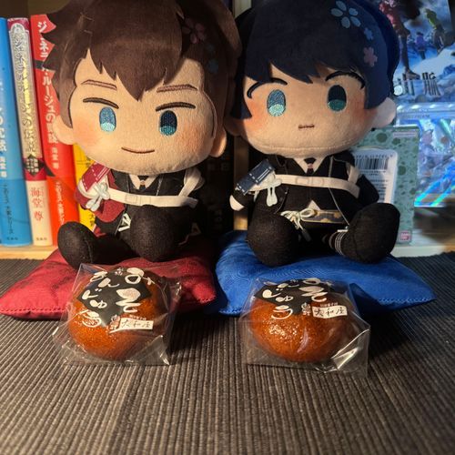 今日のおやつはみそまんじゅうだったぞ！！
ふしぎだけど食べやすいあまじょっぱいあじだったぞ！

あるじがえんせいをして、わがしをかってかえってきてくれたぞ。
こういったかわったかしは、つぎのスイーツづくりのさんこうになるな。