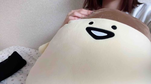 一緒にアニメ鑑賞してるプよ〜🍮