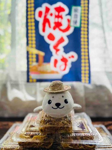 ◉ふわもこ　50えん
◉にんげん　500えん
※うみの　いきものには　1ぱっくさーびすちゅう！