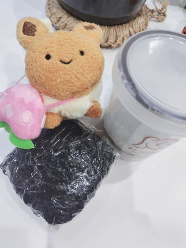 逃げぶぃと　オニギリと
プロテインマイルドショコラ