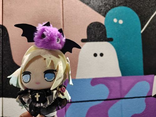 トリック・オア・トリック！お菓子をくれてもイタズラするぞ！
#ぬい旅　#大沢瑠璃乃