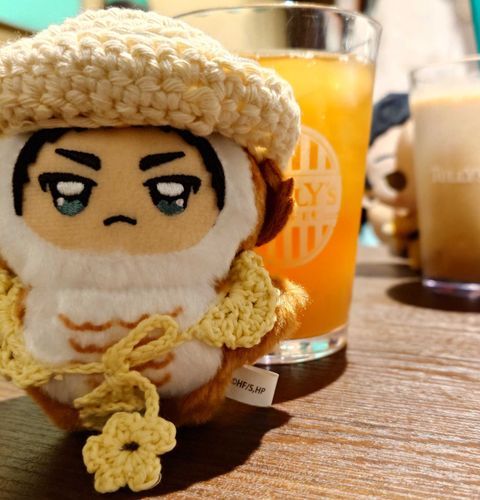 🦉？どうしたんですか？？うしろ？？