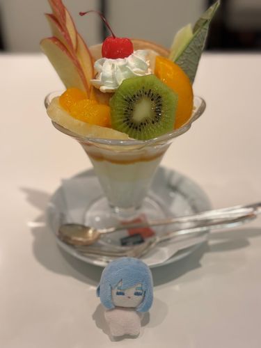 おっきいパフェ美味しかったね