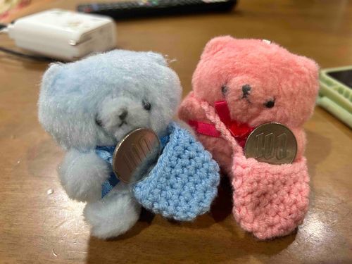 しちくんとりゅやさんは、おこづかいもろてるよ。ぴかぴか。