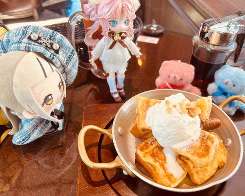 みんなで、ふれんちとーすと。ふあふあ。あまいのうれしい。