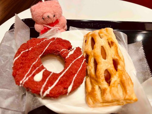 あかいどーなつ。うちとおんなじ。