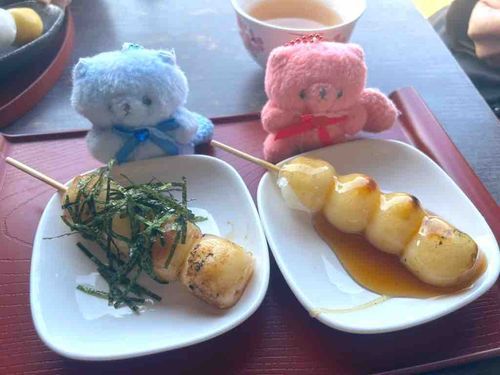 みたらしだいすき。りゅやさんはおしょうゆのやつ。
