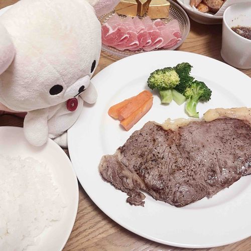 きのうのよるごはんはステーキ🎵
