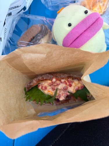 うめたるたるのさばのぱんをたべた！これはやばい、、！