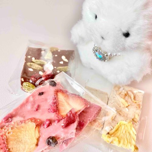 おしゃれな　ちょこれーと　もらったよ🍫